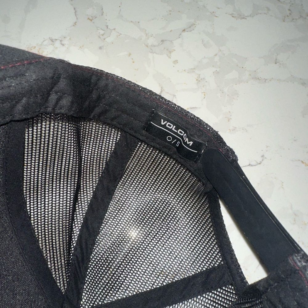 Volcom Men’s Snapback - Picture 6 of 6